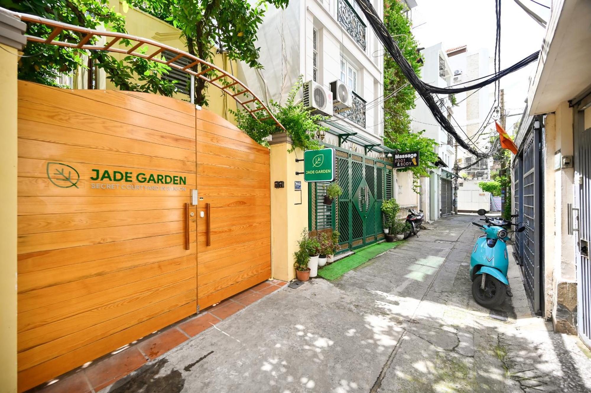 Hotel Jade Garden - Secret Courtyard In Saigon Thành Pho Ho Chí Minh Esterno foto